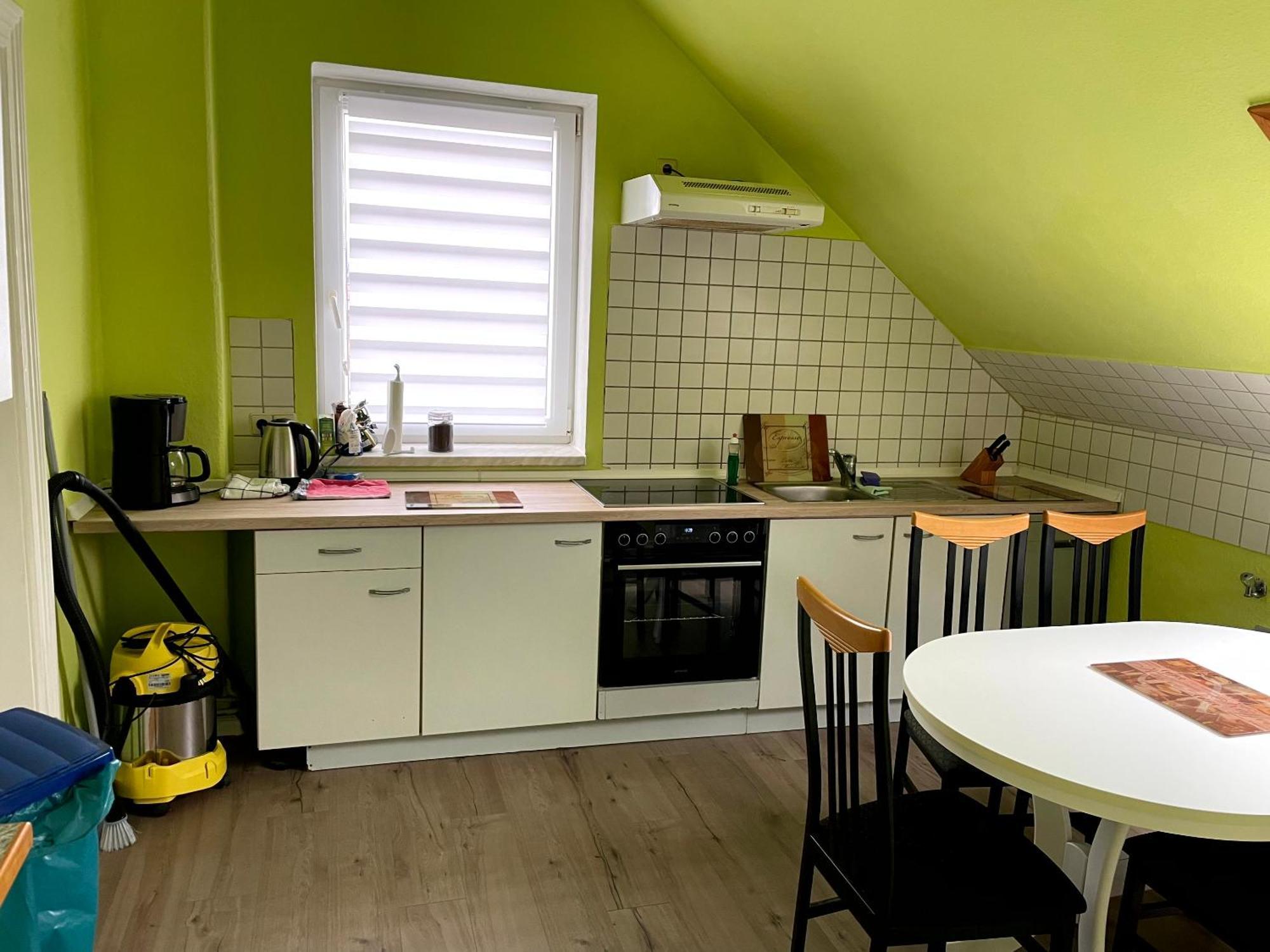 Modernes Apartment Mit 2 Schlafzimmern Und Privatparkplatz Nahe Innenstadt Neumünster Exterior foto