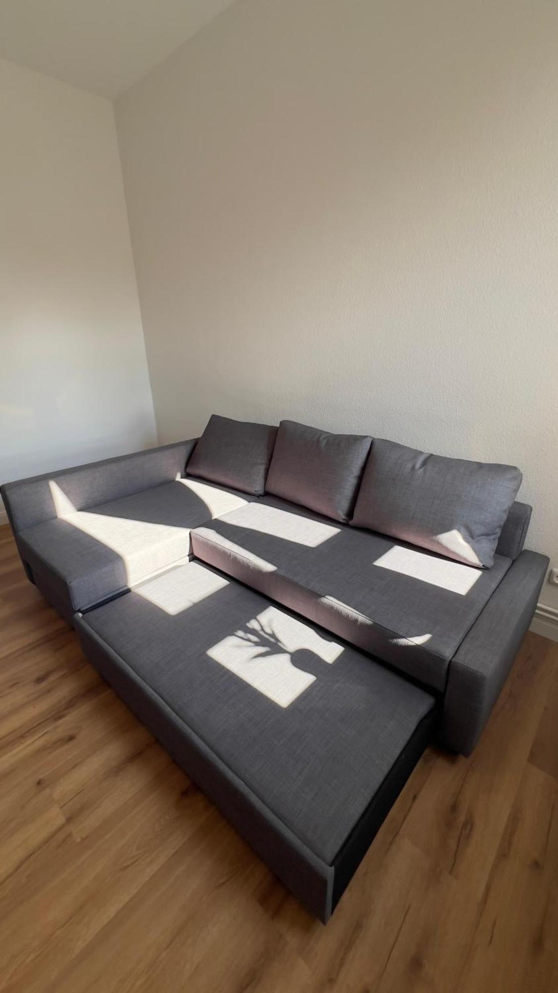 Modernes Apartment Mit 2 Schlafzimmern Und Privatparkplatz Nahe Innenstadt Neumünster Exterior foto